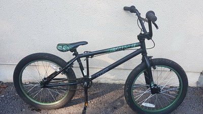 ruption hacker bmx